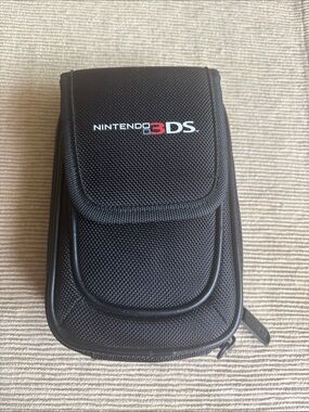 Nintendo 3DS Black Zip Carry Case